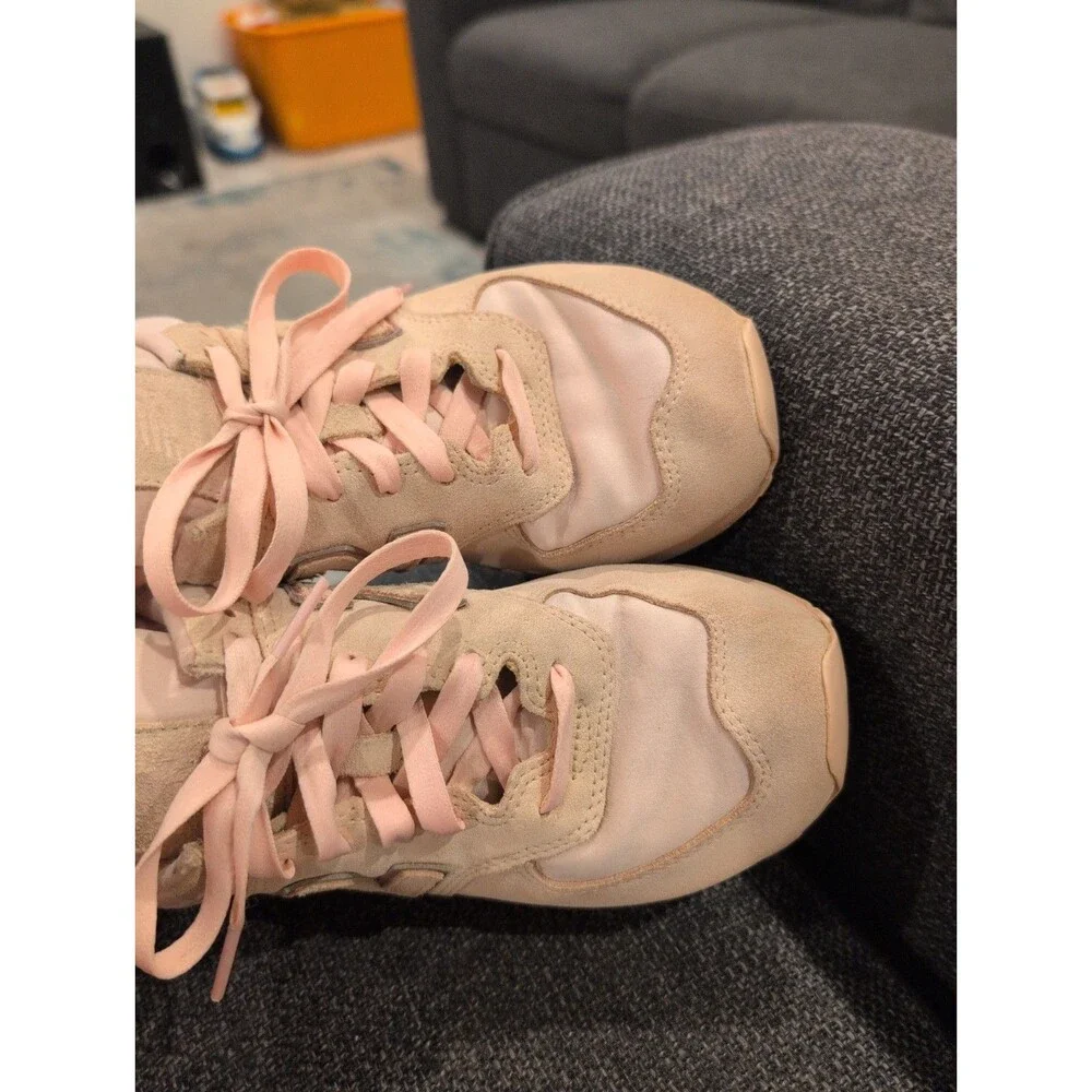 New Balance 574 WL574SLA Women's Salmon Suede Sneakers Size 7.5 Shoes
